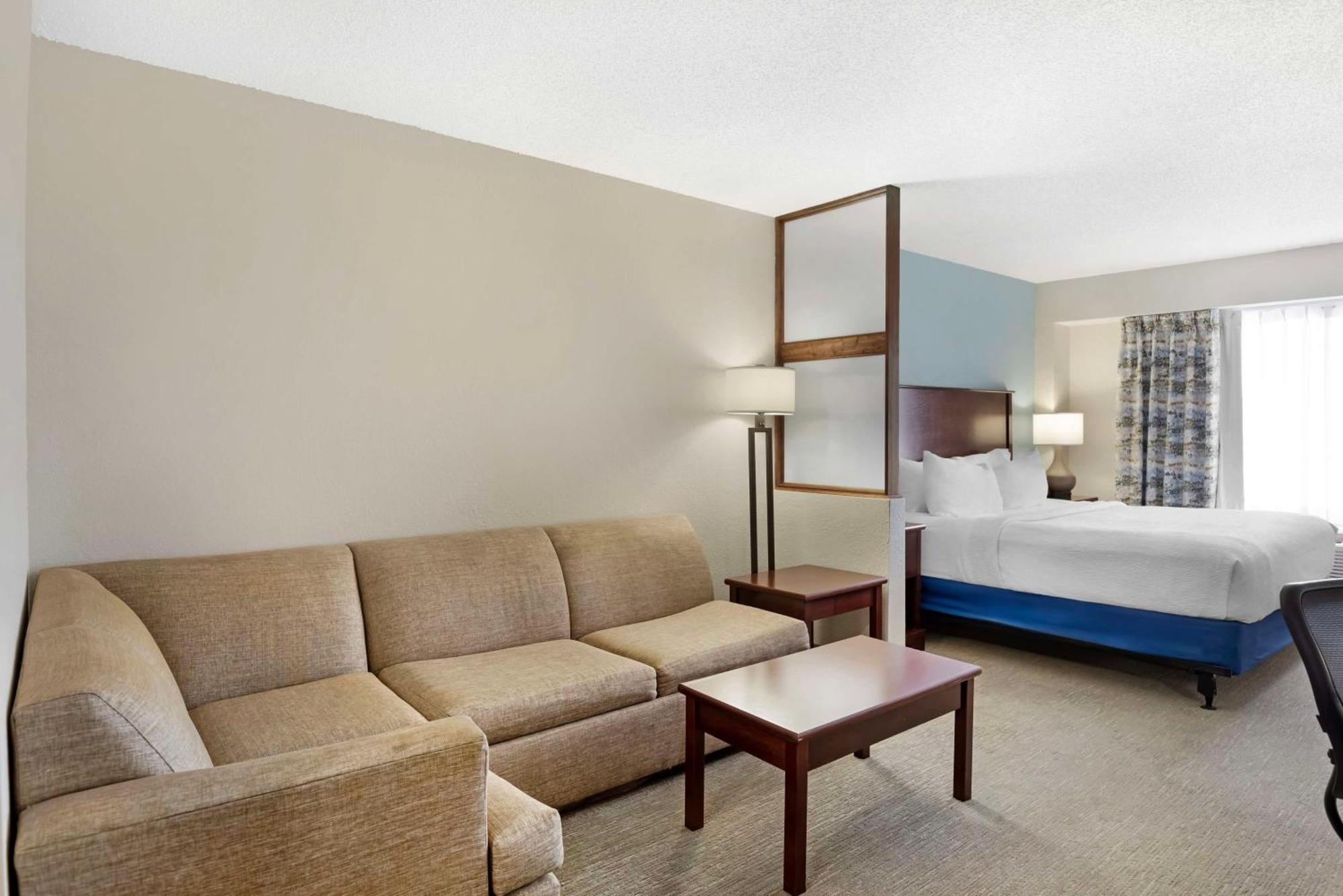 Best Western Plus Crossroads Inn & Suites Zion Crossroads Bagian luar foto