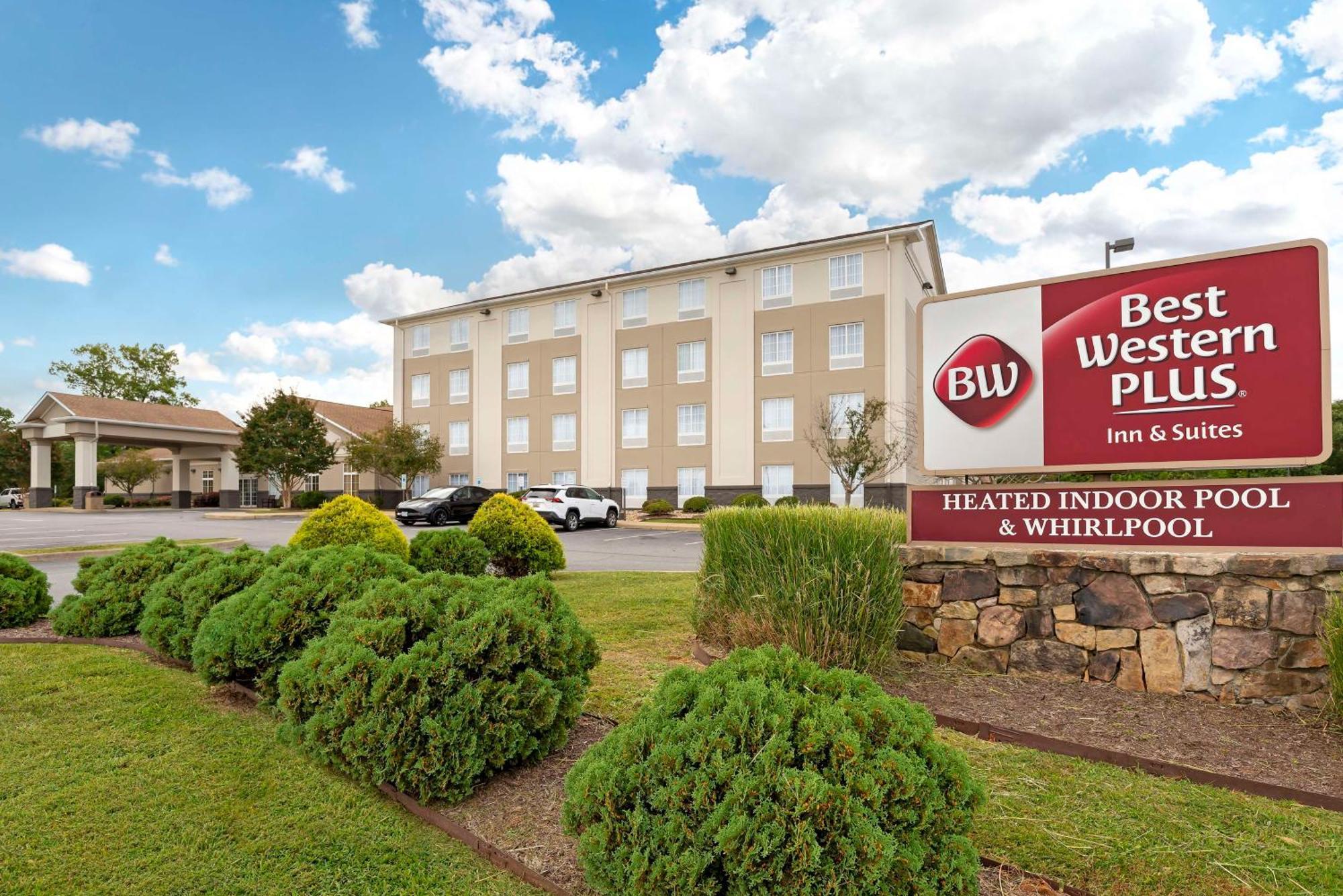 Best Western Plus Crossroads Inn & Suites Zion Crossroads Bagian luar foto